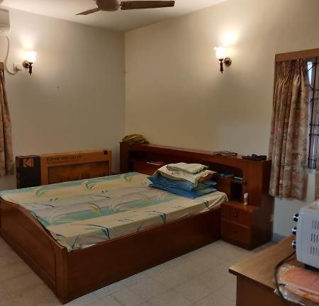 Lovely Couple Friendly Guest House Kolkata Ngoại thất bức ảnh