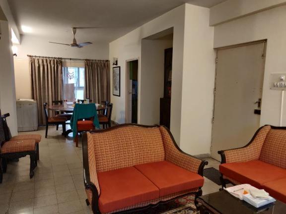 Lovely Couple Friendly Guest House Kolkata Ngoại thất bức ảnh